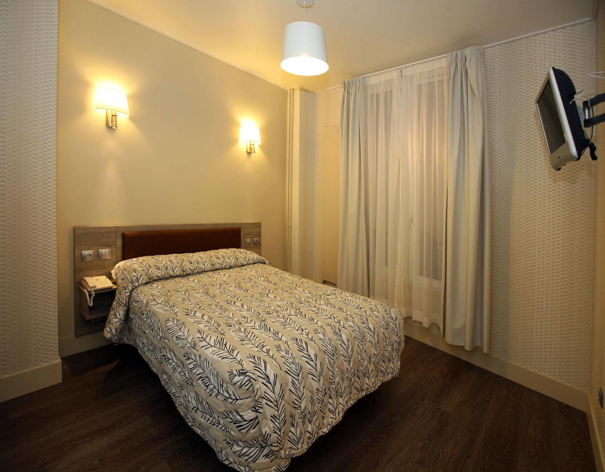 Hôtel Sunny Paris Bagian luar foto